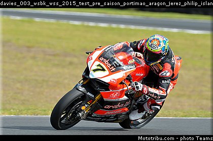 davies_003_wsbk_wss_2015_test_pre_saison_portimao_aragon_jerez_philip_island.jpg