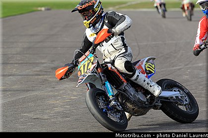 superbiker_mettet_2012_0121.jpg