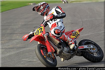 superbiker_mettet_2012_0124.jpg