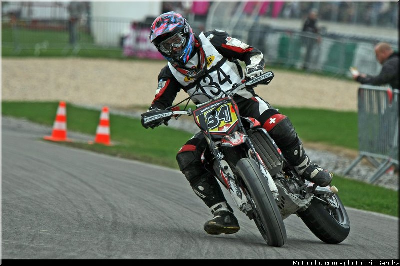 kevin-tschumperlin-__1d3_108471_superbiker_mettet_2013