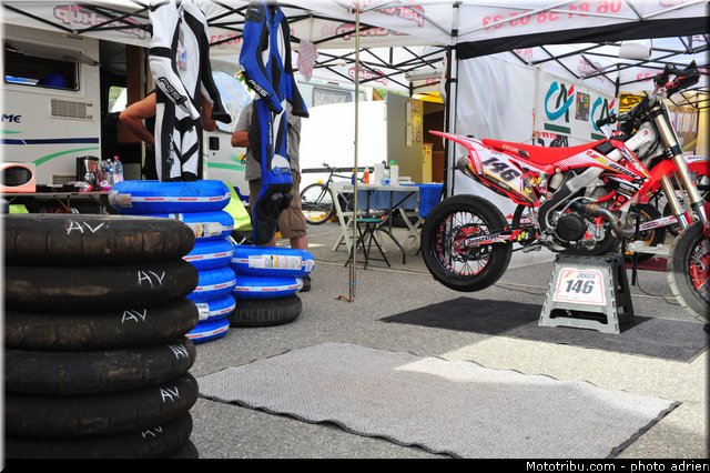 ambiance_04_supermotard_2013_alpe_huez
