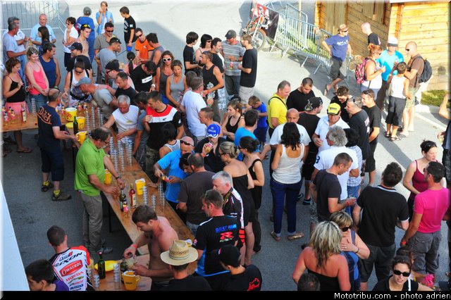 ambiance_27_supermotard_2013_alpe_huez