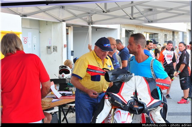 ambiance_30_supermotard_2013_alpe_huez