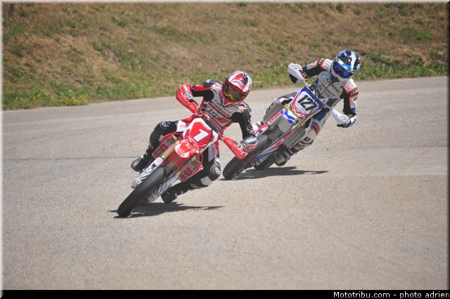 prestige_1_35_supermotard_2013_alpe_huez