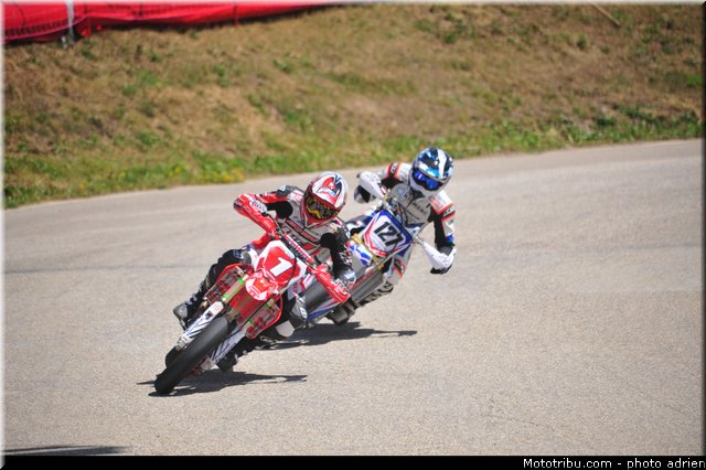 prestige_1_37_supermotard_2013_alpe_huez