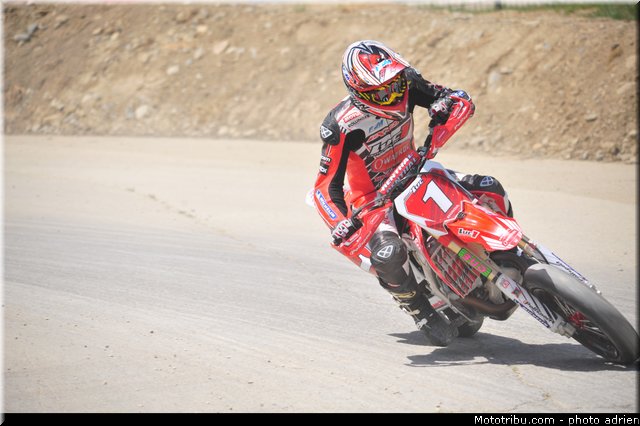 prestige_1_67_supermotard_2013_alpe_huez