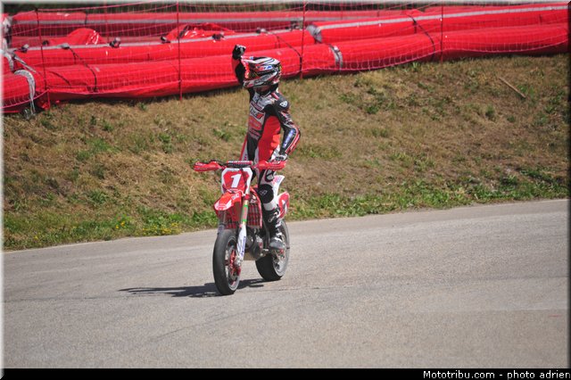prestige_1_72_supermotard_2013_alpe_huez