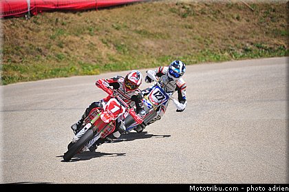 prestige_1_37_supermotard_2013_alpe_huez.jpg