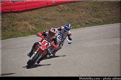 prestige_1_52_supermotard_2013_alpe_huez.jpg