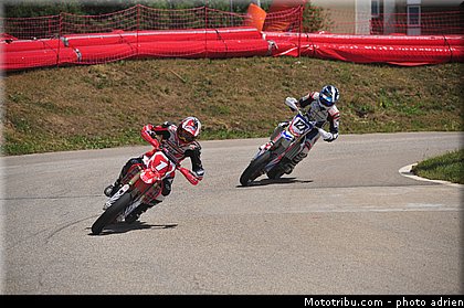 prestige_1_59_supermotard_2013_alpe_huez.jpg
