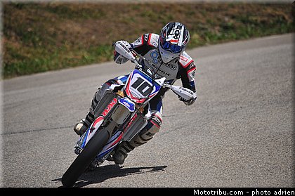 prestige_1_64_supermotard_2013_alpe_huez.jpg