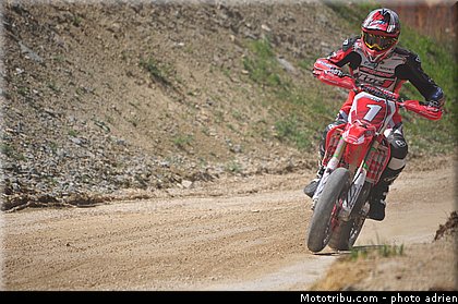 prestige_1_70_supermotard_2013_alpe_huez.jpg