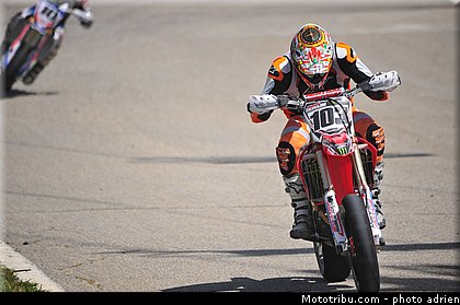 prestige_1_71_supermotard_2013_alpe_huez.jpg