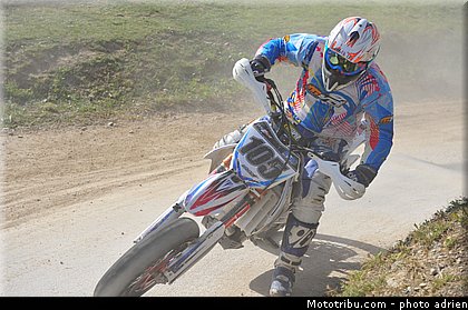 prestige_2_0036_supermotard_2013_alpe_huez.jpg