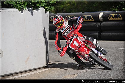 prestige_2_0095_supermotard_2013_alpe_huez.jpg