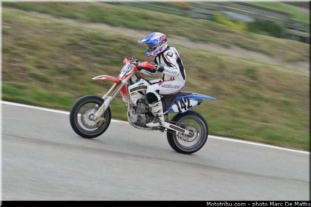 prestige_0007_supermotard_2013_alpe_huez
