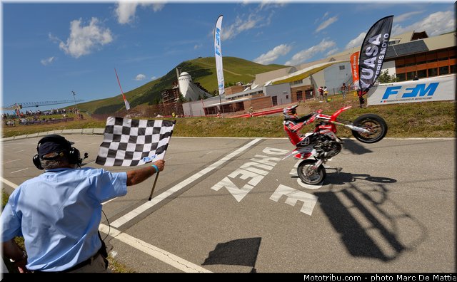 prestige_0110_supermotard_2013_alpe_huez