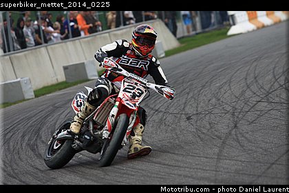 superbiker_mettet_2014_0225.jpg