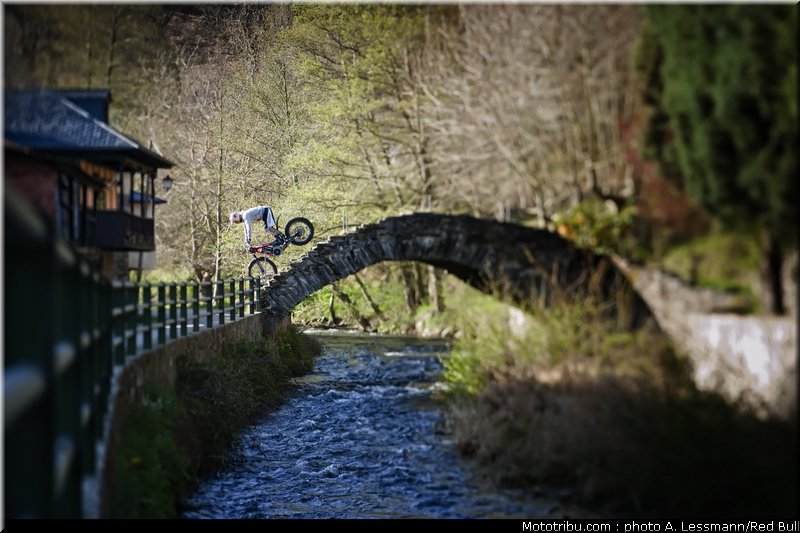 trial_raga_vallee_silence_2011_001