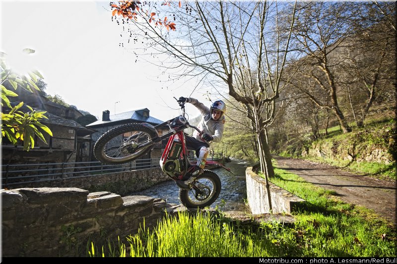 trial_raga_vallee_silence_2011_008