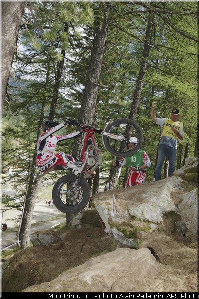 borrelas_01_trial_2013_france_isola_2000