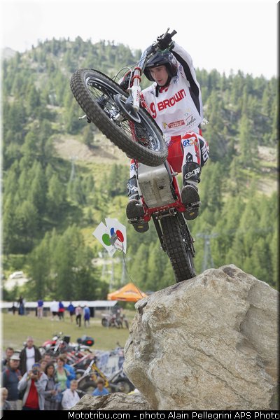 brown_01_trial_2013_france_isola_2000