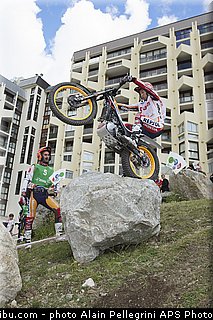 fujinami_01_trial_2013_france_isola_2000.jpg
