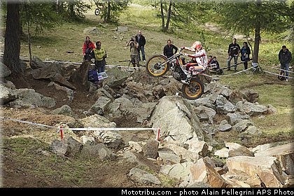 fujinami_03_trial_2013_france_isola_2000.jpg