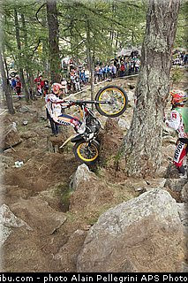 fujinami_06_trial_2013_france_isola_2000.jpg