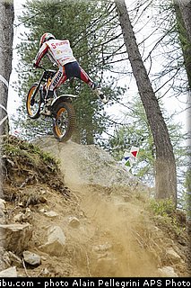 fujinami_07_trial_2013_france_isola_2000.jpg