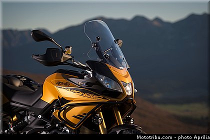 aprilia_2015_caponord_1200_rallye_019.jpg