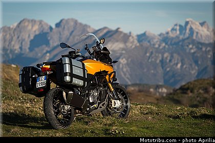 aprilia_2015_caponord_1200_rallye_020.jpg