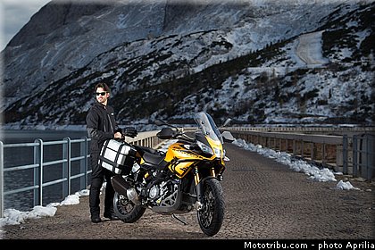 aprilia_2015_caponord_1200_rallye_024.jpg