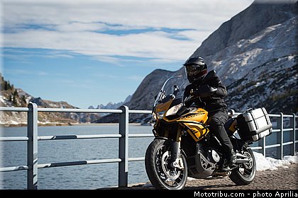aprilia_2015_caponord_1200_rallye_027.jpg