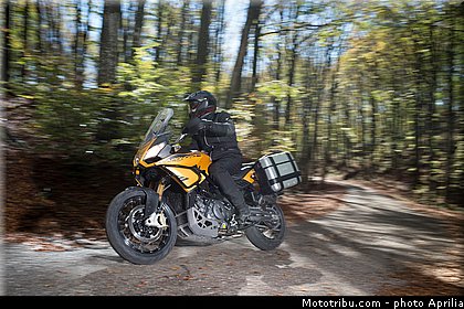 aprilia_2015_caponord_1200_rallye_029.jpg