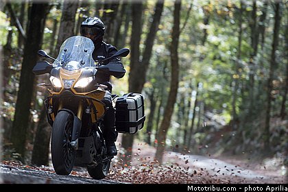 aprilia_2015_caponord_1200_rallye_042.jpg