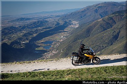 aprilia_2015_caponord_1200_rallye_066.jpg