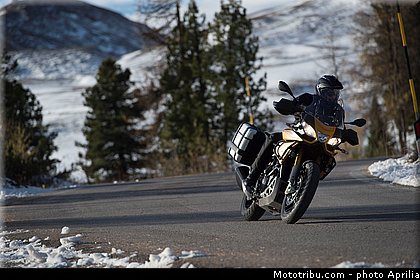 aprilia_2015_caponord_1200_rallye_071.jpg