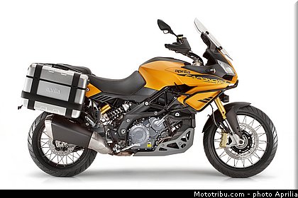 aprilia_2015_caponord_1200_rallye_077.jpg