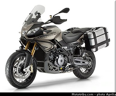 aprilia_2015_caponord_1200_rallye_081.jpg
