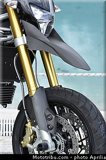 aprilia_2015_1200_dorsoduro_0065.jpg