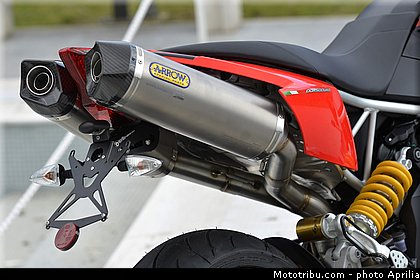 aprilia_2015_1200_dorsoduro_0072.jpg