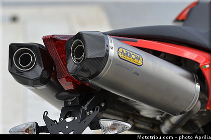 aprilia_2015_1200_dorsoduro_0073.jpg