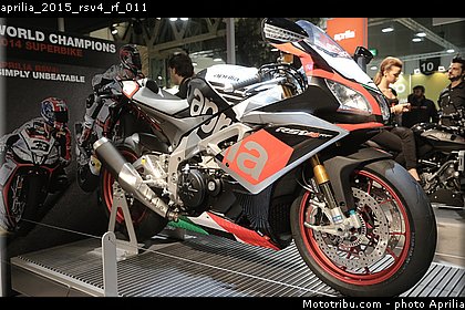 aprilia_2015_rsv4_rf_011.jpg
