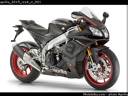 aprilia_2015_rsv4_rr_001.jpg
