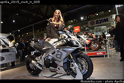 aprilia_2015_rsv4_rr_005.jpg