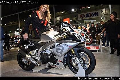 aprilia_2015_rsv4_rr_006.jpg