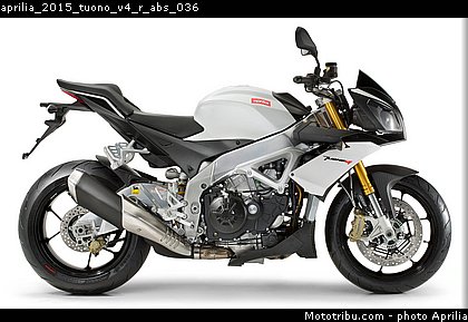 aprilia_2015_tuono_v4_r_abs_036.jpg