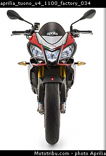 aprilia_tuono_v4_1100_factory_034.jpg