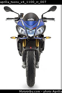 aprilia_tuono_v4_1100_rr_007.jpg